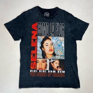Selena Como La Flor The Queen Of Cumbia Graphic T-shirt Women Large Black